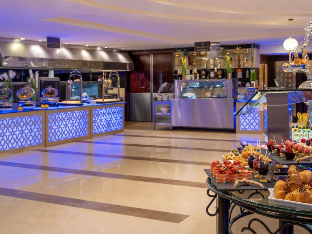 Anwar Madina Movenpick